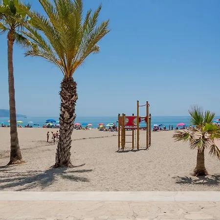Jardines De Burriana Playa Canovas * Nerja